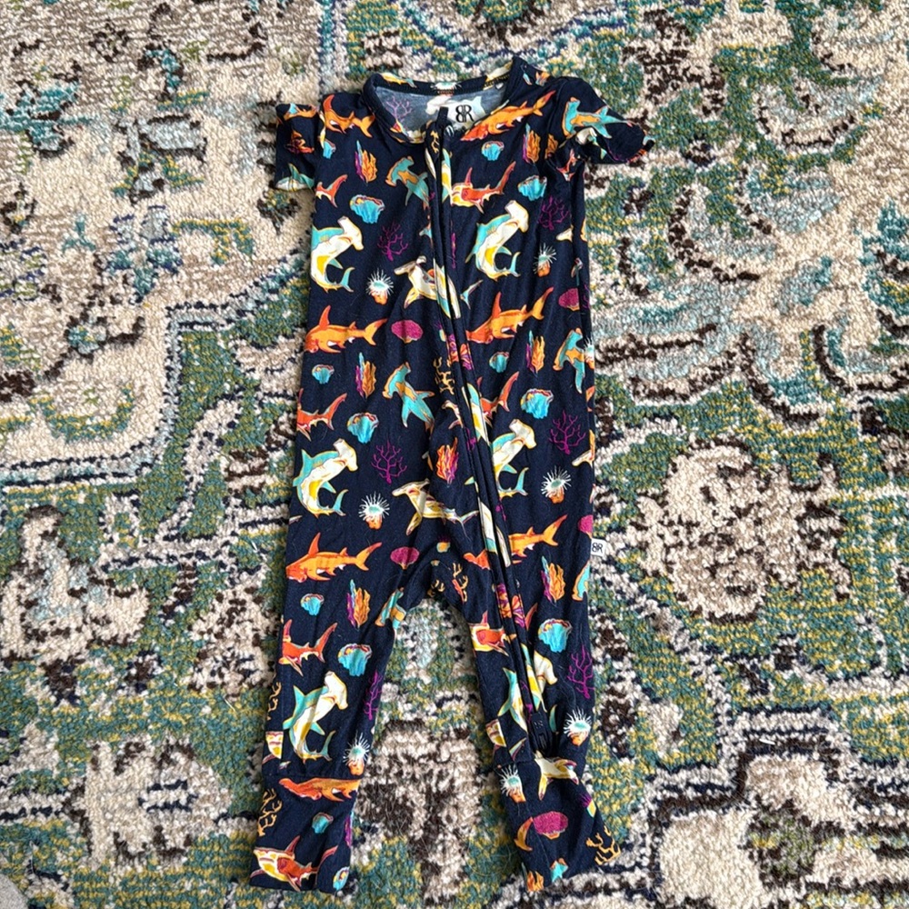 Bums & Roses Short Sleeve Romper Sharks 3-6M